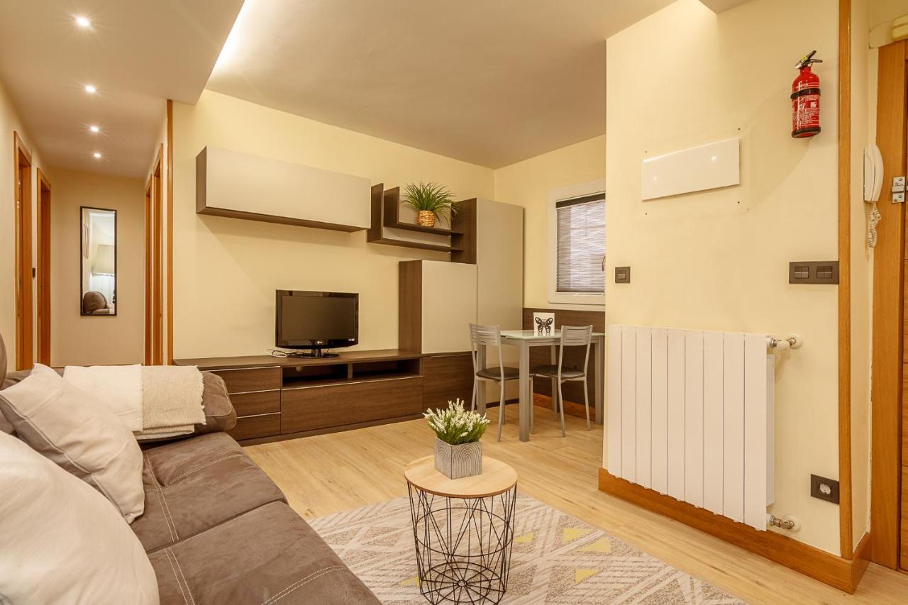 Fika, Vivienda Turistica Urbana Con Wifi Appartement Bilbao Buitenkant foto